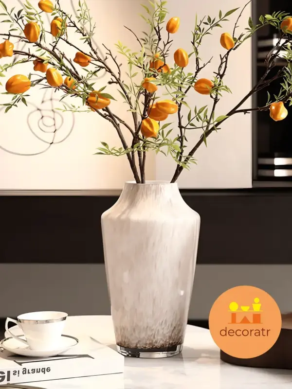 Ваза стеклянная интерьерная для цветов серая 33см