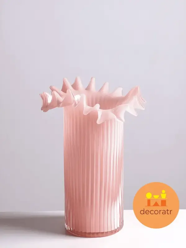 Ваза стеклянная декоративная для цветов розовая 25см