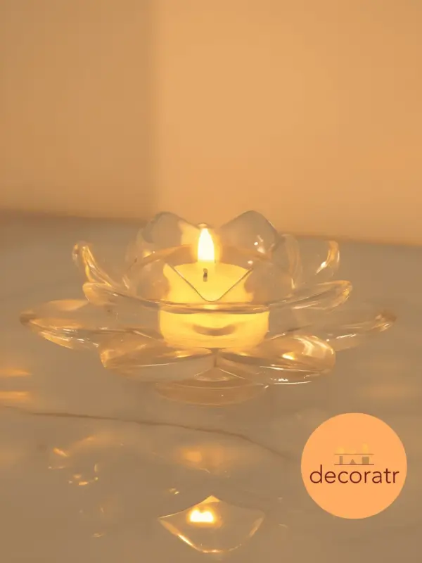 Подсвечник стеклянный для свечей лотос прозрачный 6,5 см