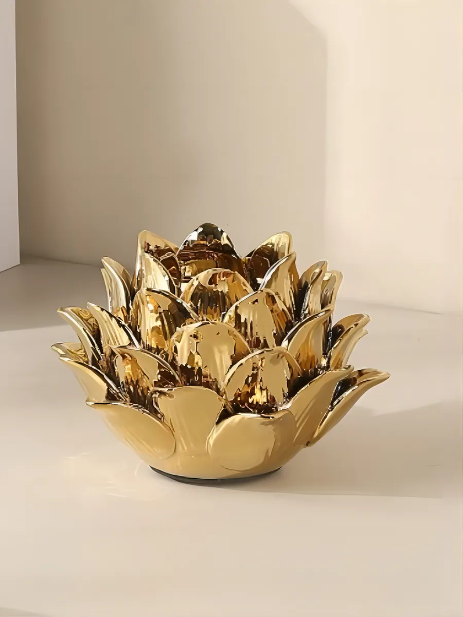 Подсвечник керамический для свечей золотой лотос 10см