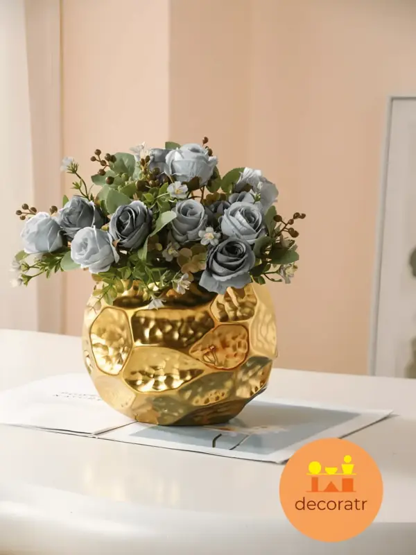 Кашпо керамическое золотое для цветов рельефное 16,5 см