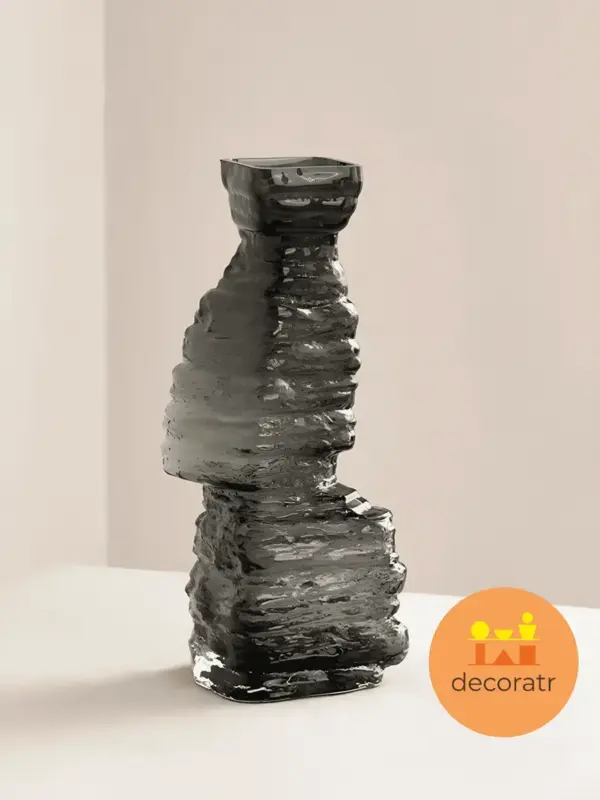 Ваза стеклянная интерьерная для цветов серая 30 см