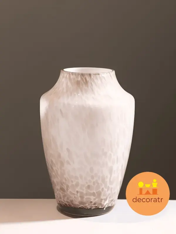 Ваза стеклянная интерьерная для цветов декоративная 25 см