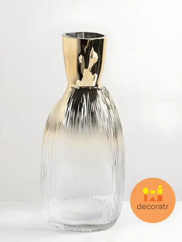 Ваза стеклянная интерьерная для цветов золотистая 34см