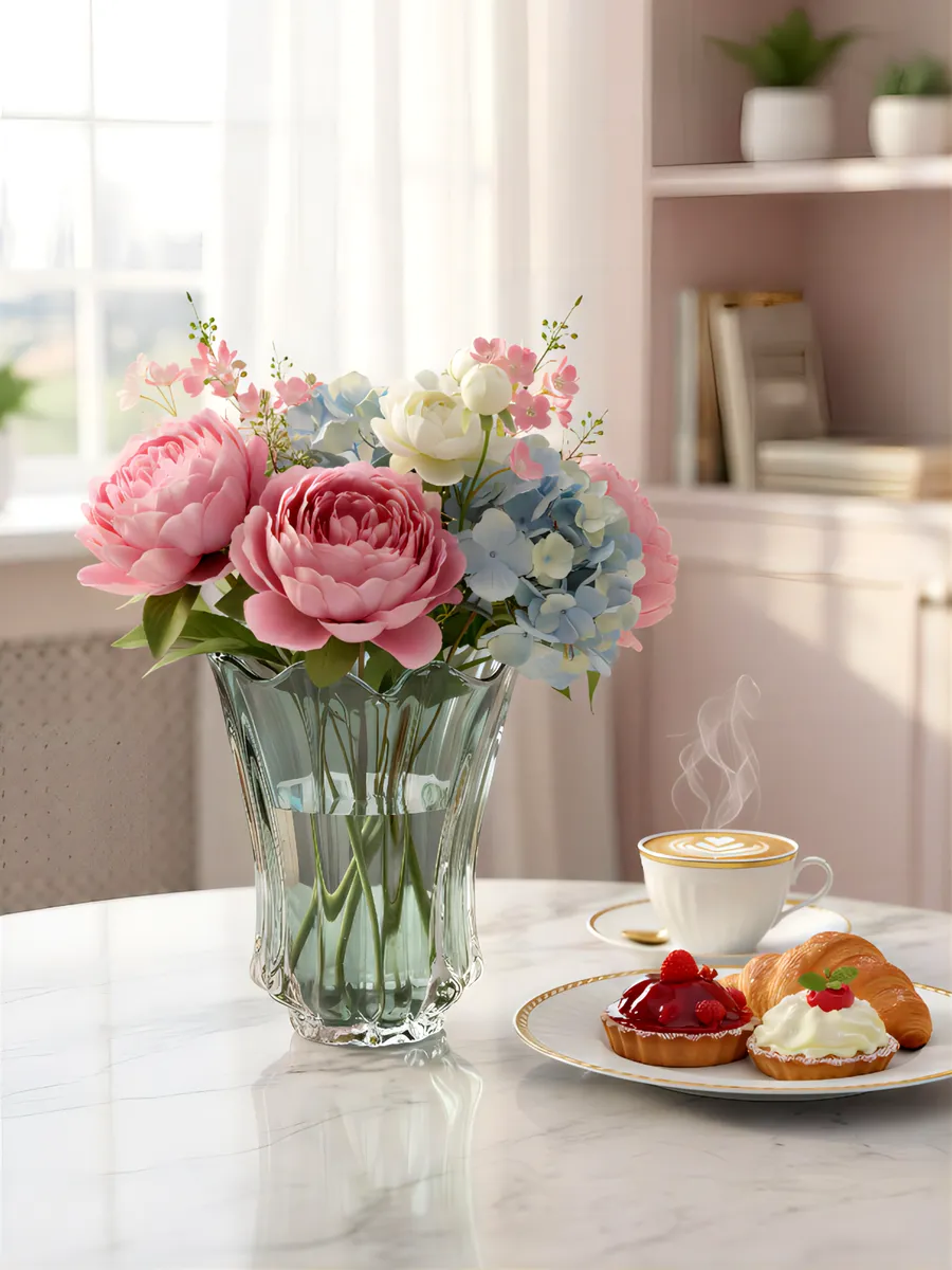 Ваза стеклянная для цветов зеленая интерьерная 25см — изображение 2