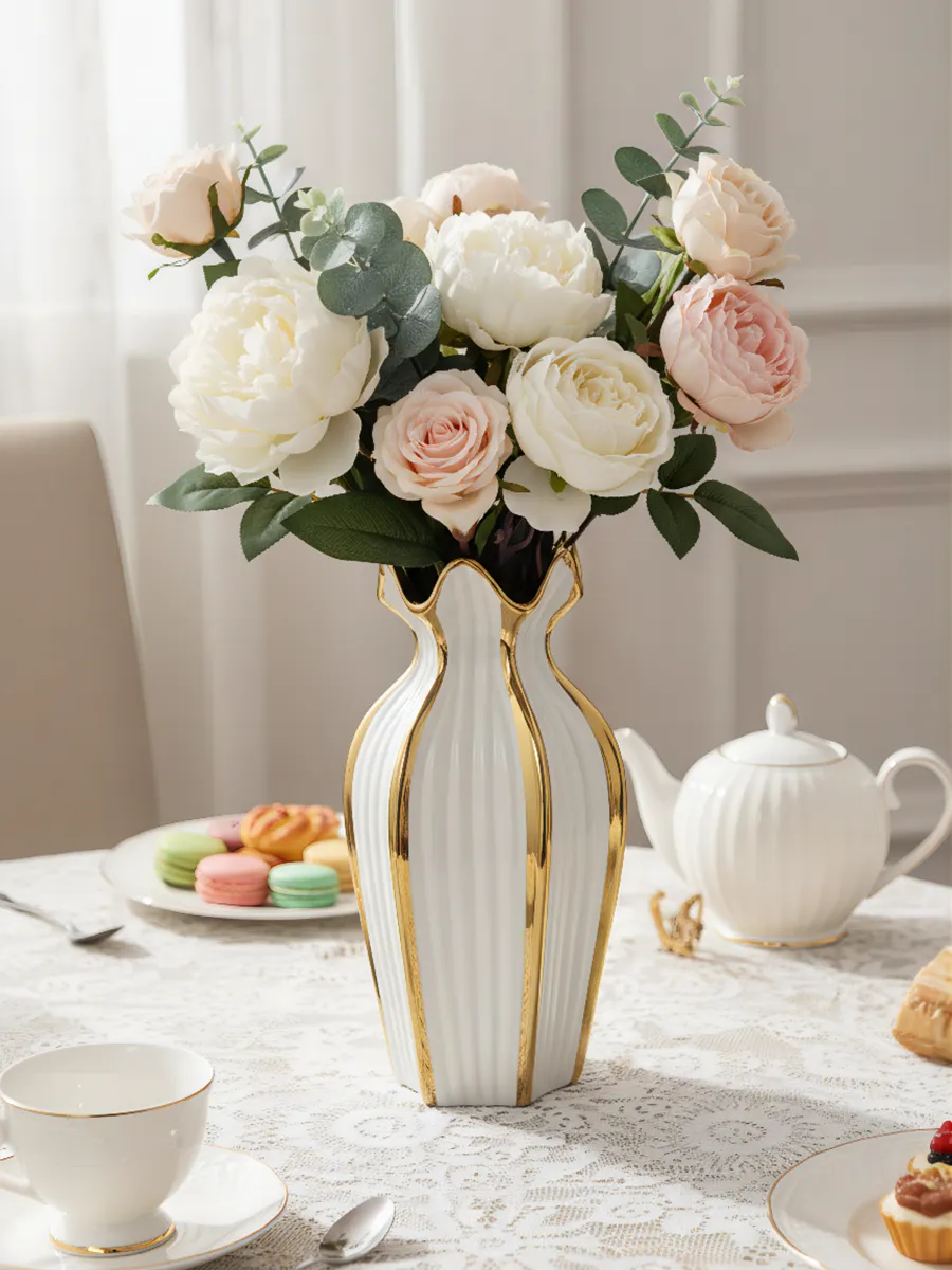 Ваза керамическая для цветов белая золотая 13*25,5 см — изображение 2