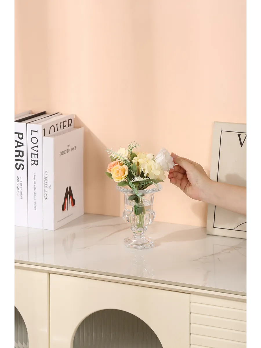 Ваза стеклянная для цветов рельефная прозрачная 15 см — изображение 2