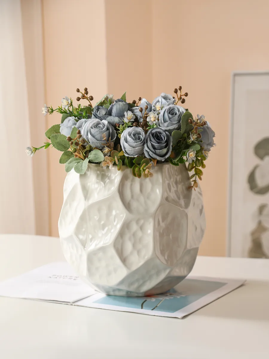 Кашпо керамическое белое для цветов рельефное 22 см — изображение 2