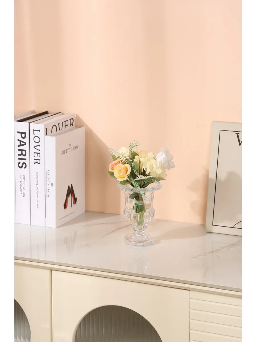 Ваза стеклянная для цветов рельефная прозрачная 15 см — изображение 3