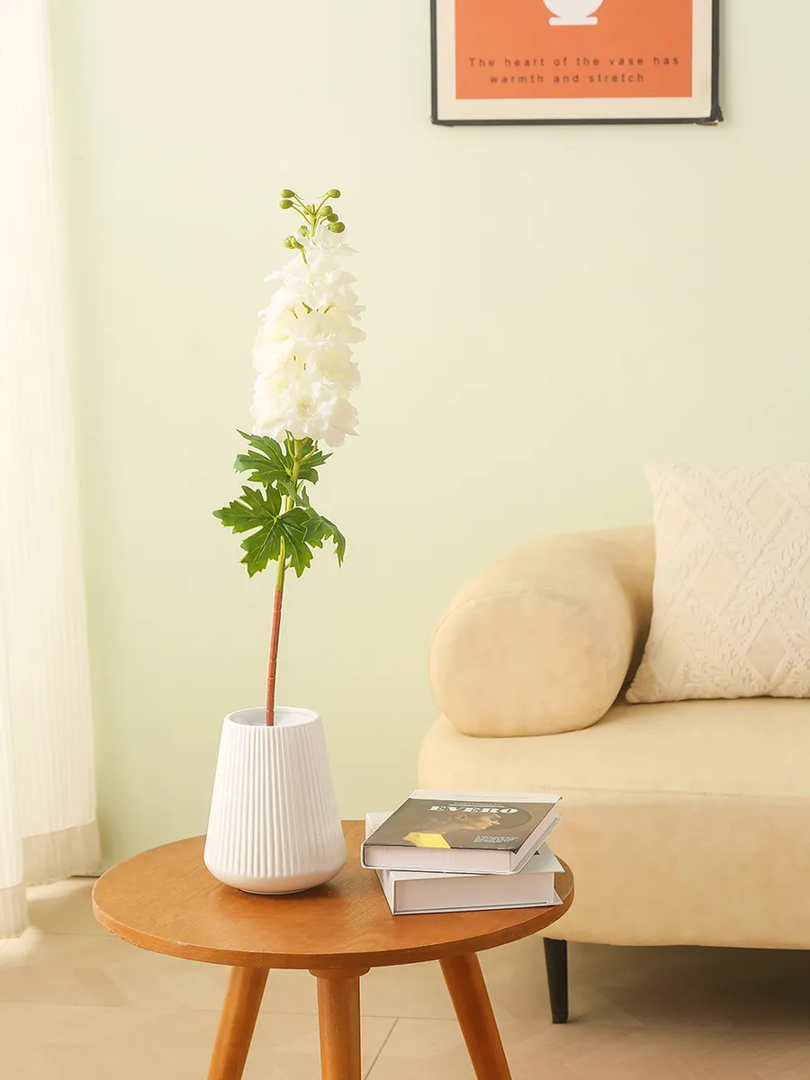 Дельфиниум искусственный Real Touch белый 80см — изображение 3