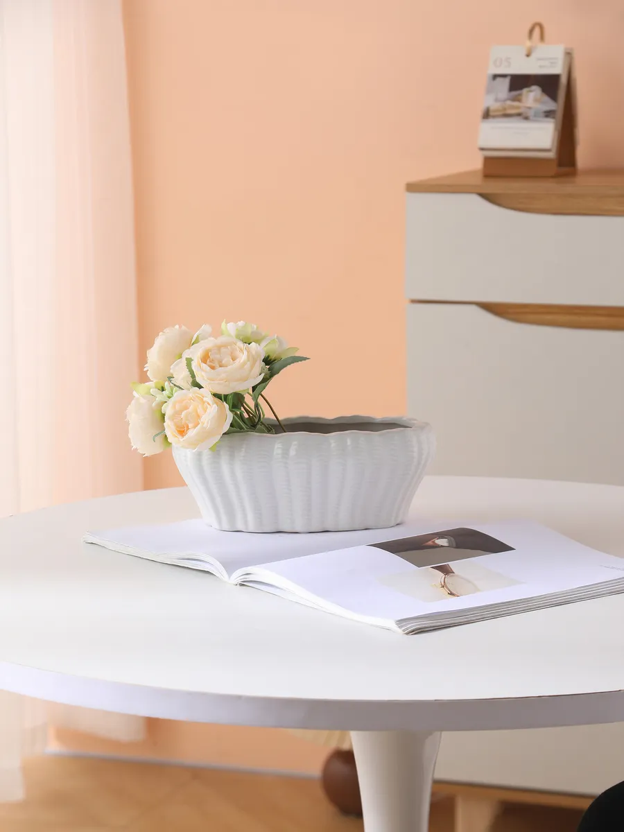 Ваза керамическая для цветов белая настольная 9,5 см — изображение 3