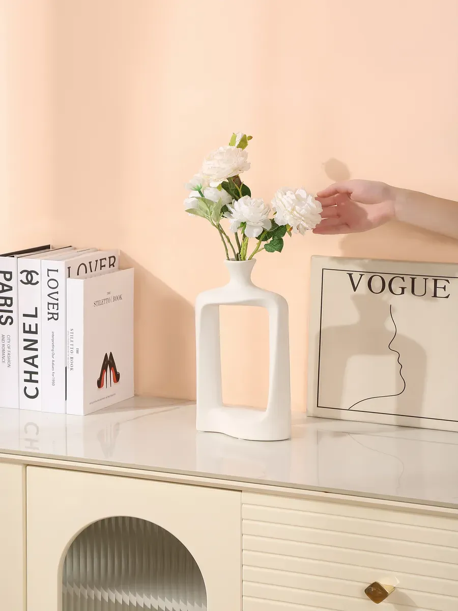 Ваза керамическая белая для цветов настольная 30см — изображение 3