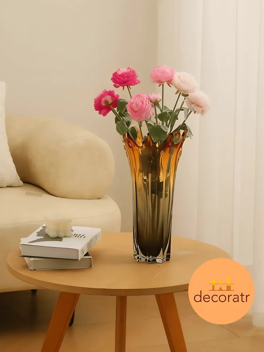 Ваза стеклянная интерьерная для цветов янтарная 33 см — изображение 4